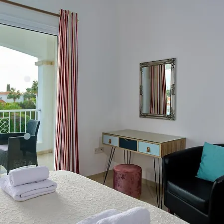 Villa Crystal By Ezoria Coral Bay