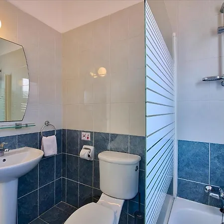 Villa Crystal By Ezoria *