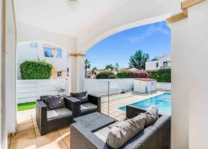 Villa Crystal By Ezoria Coral Bay